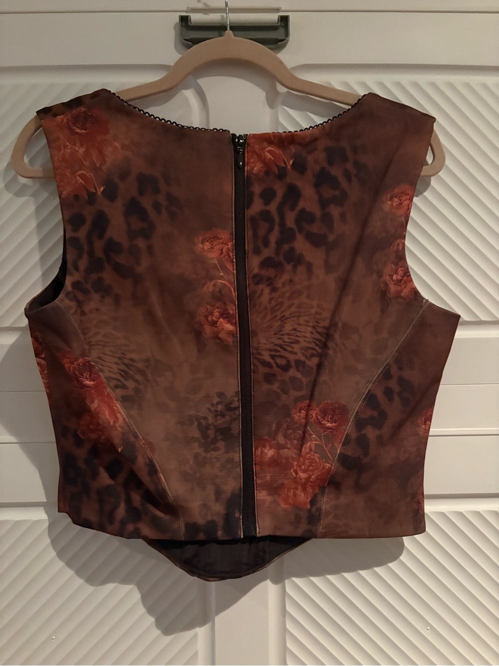 House of CB Brown Leopard & Rose Print Square Neck Tank - Picture 3 of 4